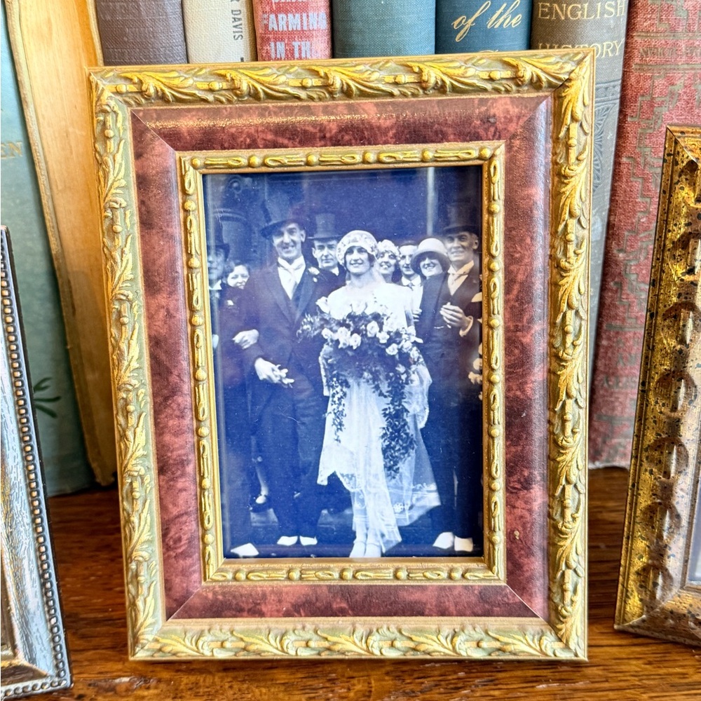 Vintage Gold and Bronze Ornate Picture Frame Set - Three Decorative Frames - Picture 8 of 16